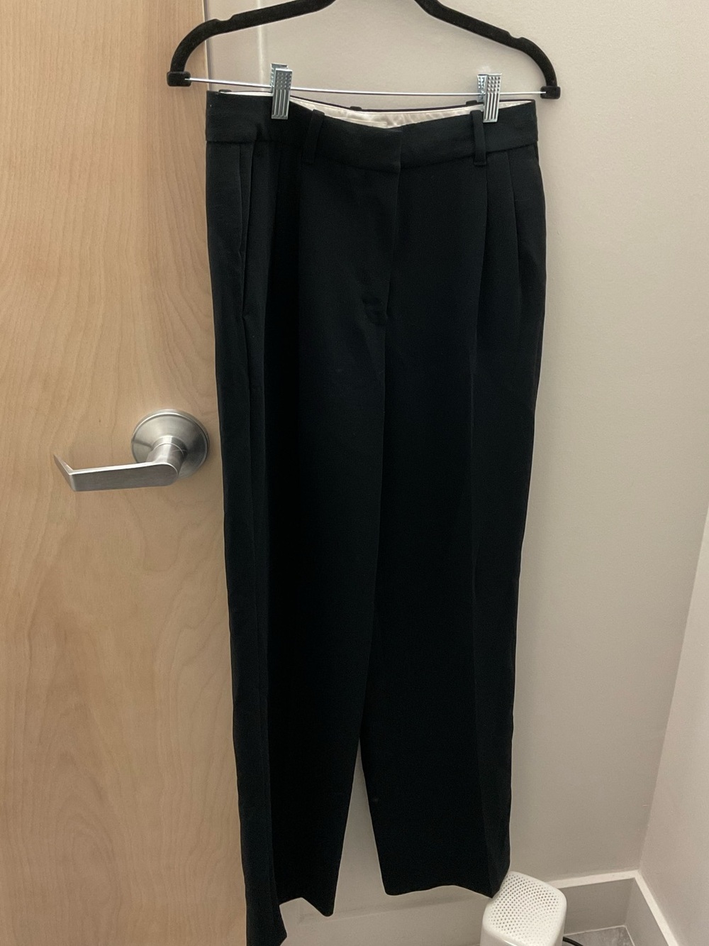 Aritzia The Effortless Pant 8Tall
